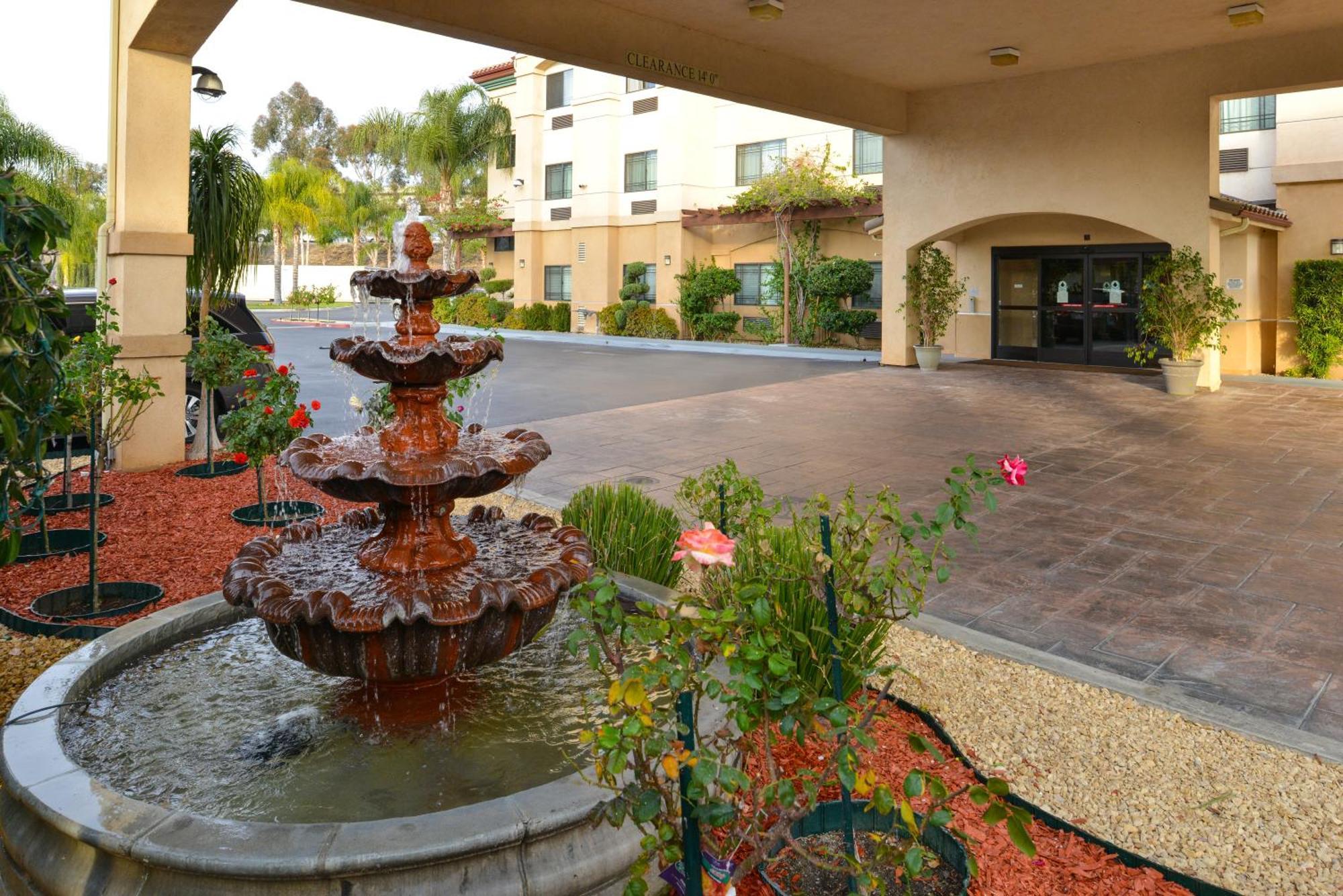 Citrus Suites Redlands Loma Linda Hotel Extérieur photo